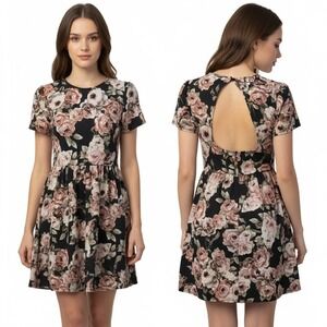 Soprano Floral Print‎ Fit Flare Dress Black Pink Roses Keyhole Back Short Sleeve
